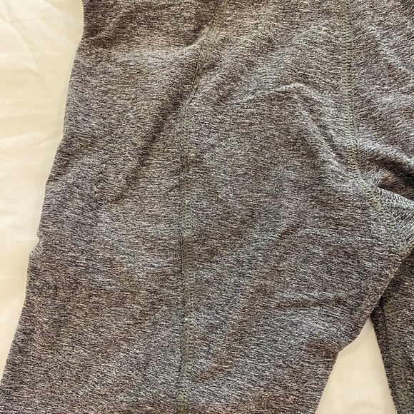 LuluLemon leggings - Picture 3 of 3